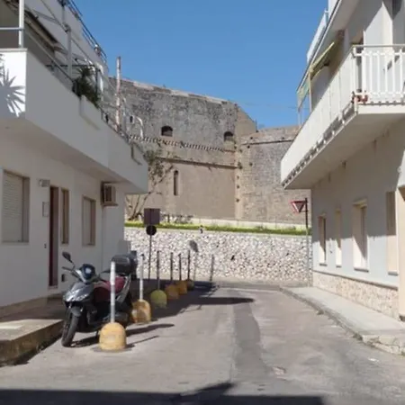 Tra Castello E Porto Apartmán Otranto